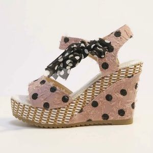 Available we do shipments